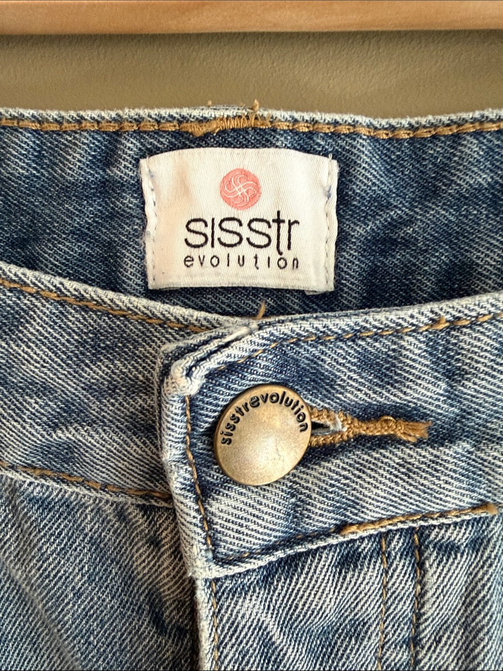 Sisstr Evolution Frayed Hem Light Blue Denim Jean Shorts size 28 - Picture 5 of 12